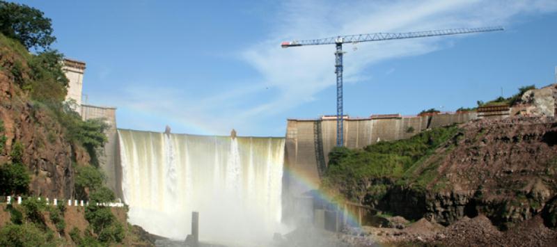 Three Linden Comansa tower cranes at Cambambe Dam - Angola