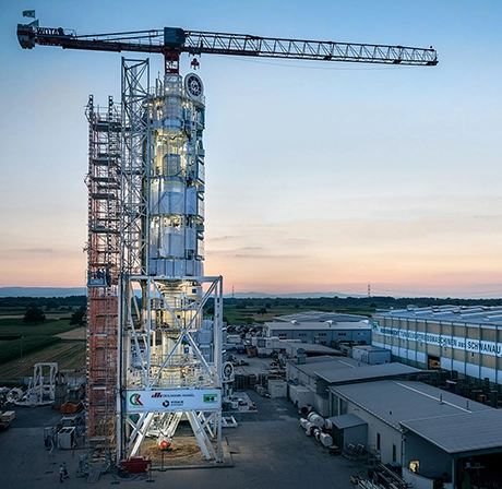 Máquina de construcción de pozos y galerías para minería
