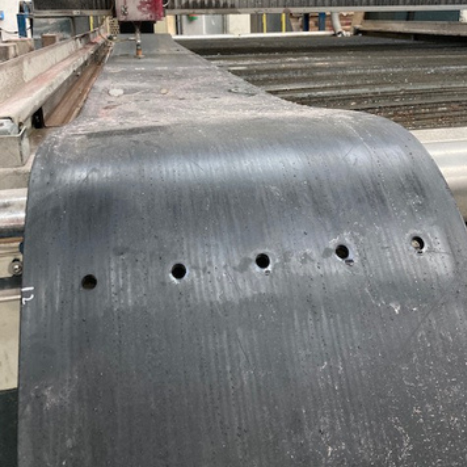 Banda metálica elevadora 920x920